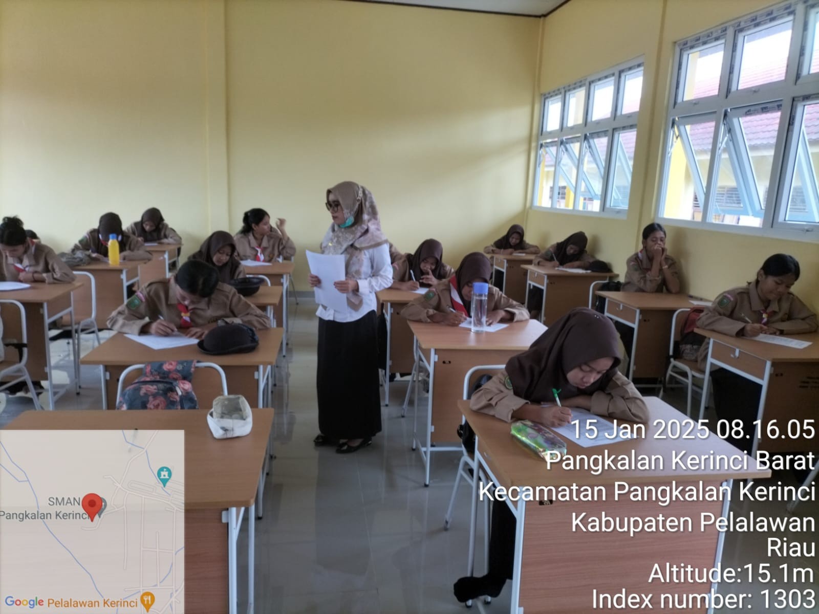Screening kesehatan jiwa remaja di SMAN 2 Pangkalan Kerinci 2