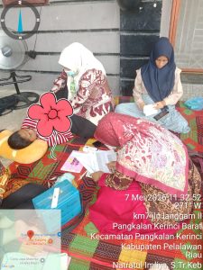 Read more about the article PEMERIKSAAN IBU HAMIL POSYANDU LANGGAM ASRI