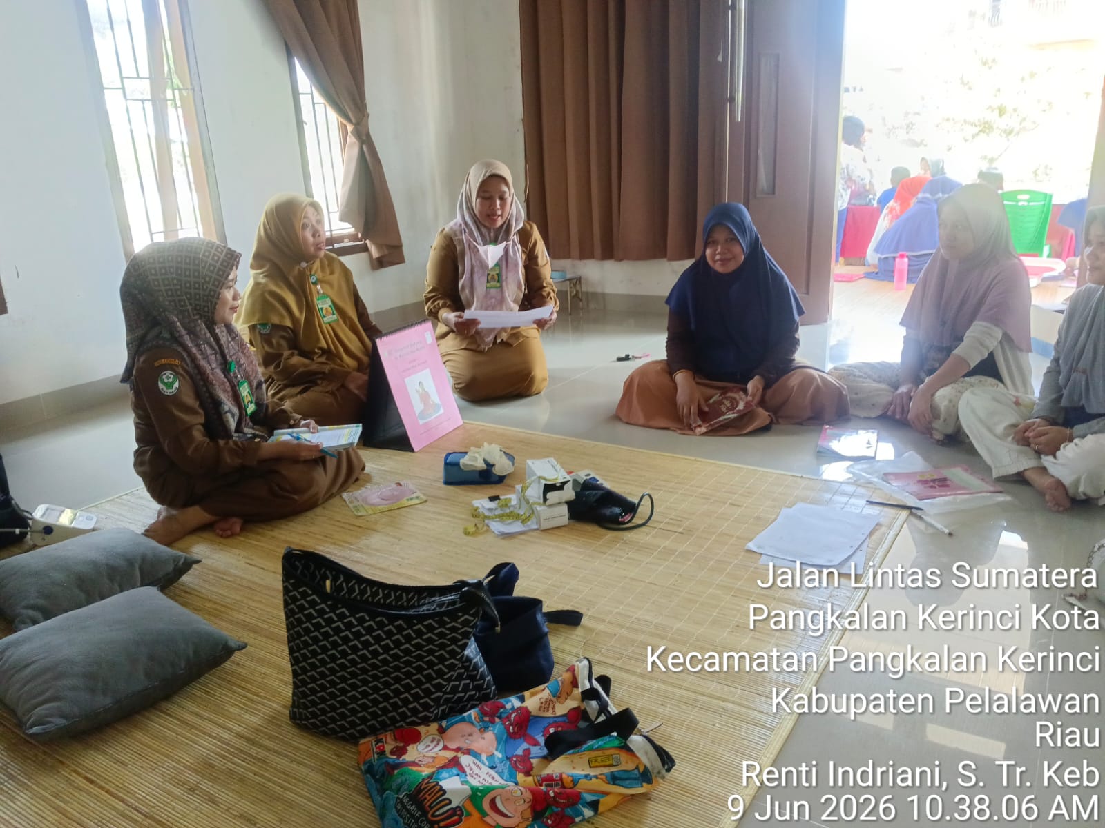 PEMERIKSAAN IBU HAMIL POSYANDU TUNAS HARAPAN