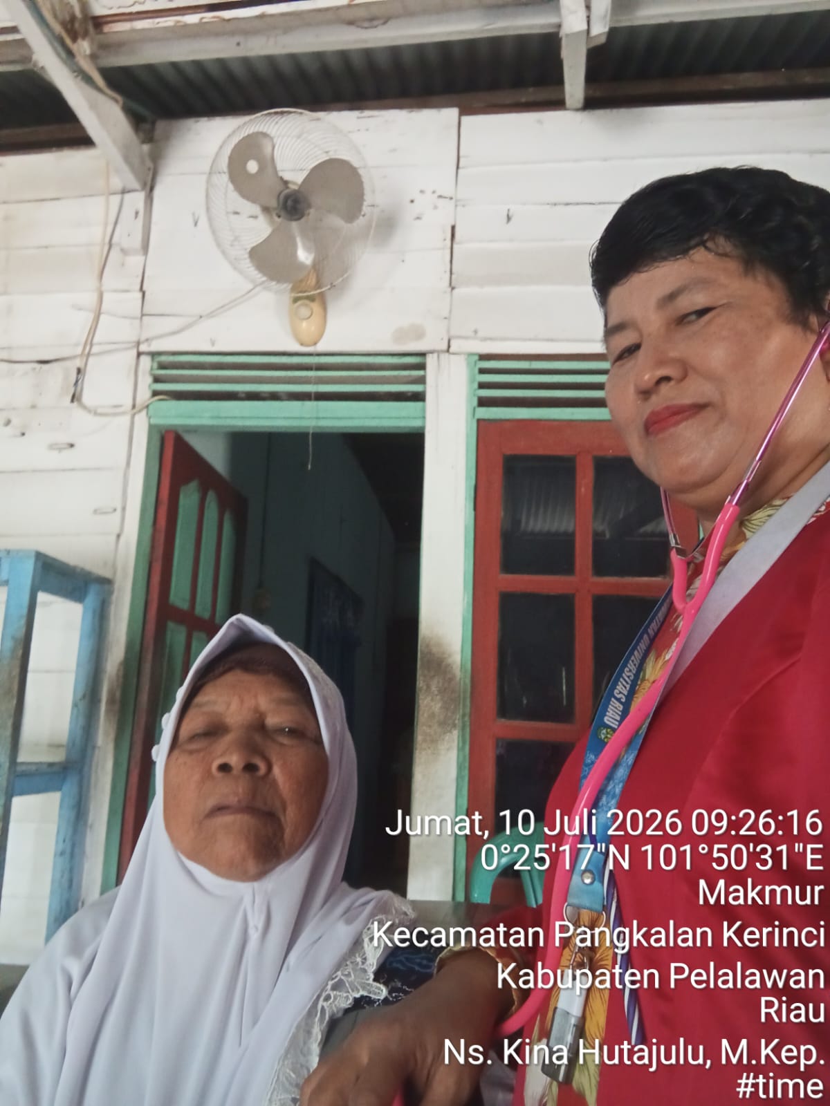 KUNJUNGAN RUMAH LANSIA DESA MAKMUR