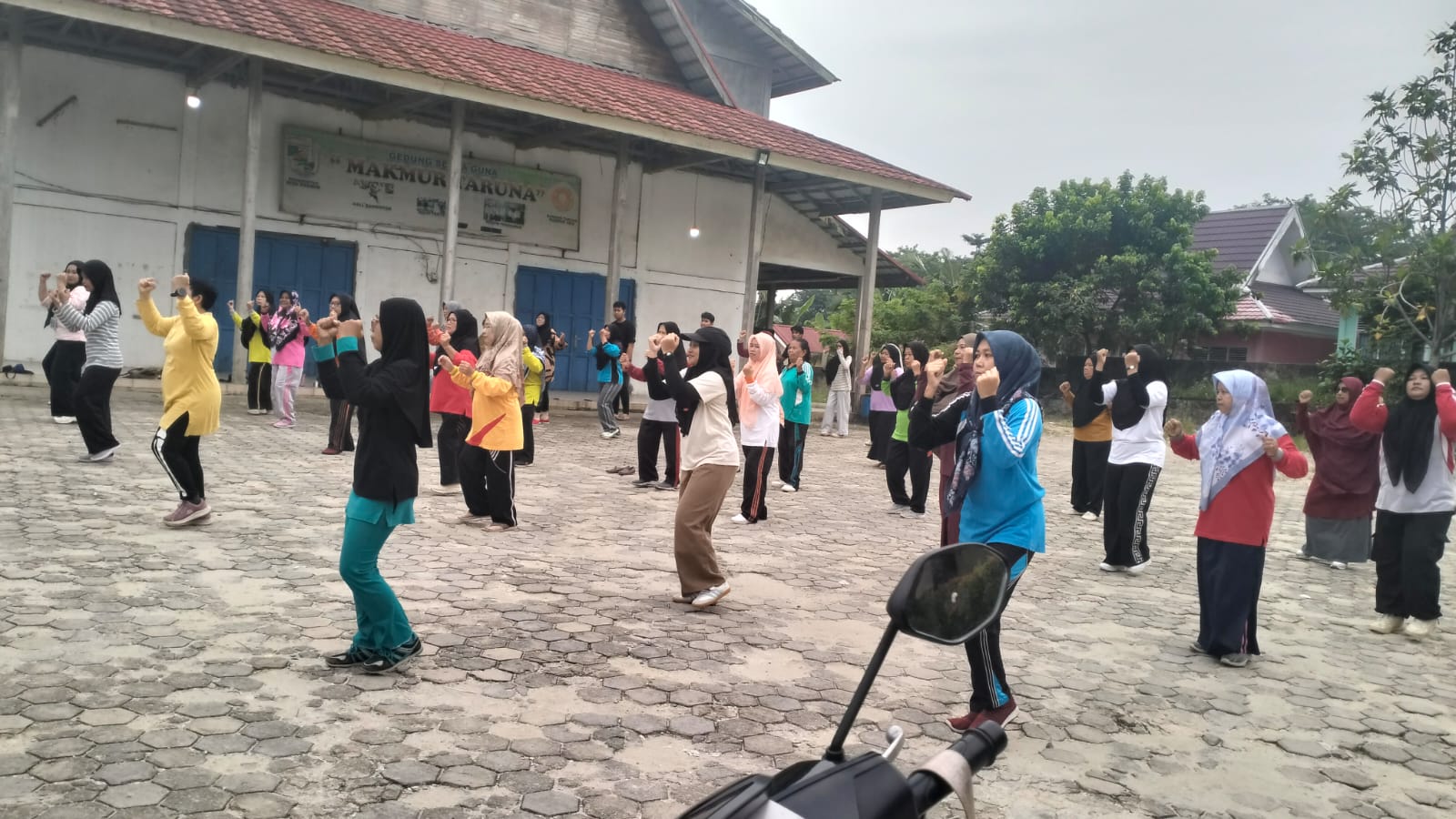 senam sehat desa makmur