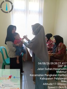 Read more about the article PEMBERIAN OBAT CACING POSYANDU ILP KEMALA DESA MAMKUR
