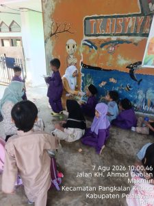 Read more about the article PEMBERIAN VITAMIN A DI TK AISYIAH DESA MAKMUR