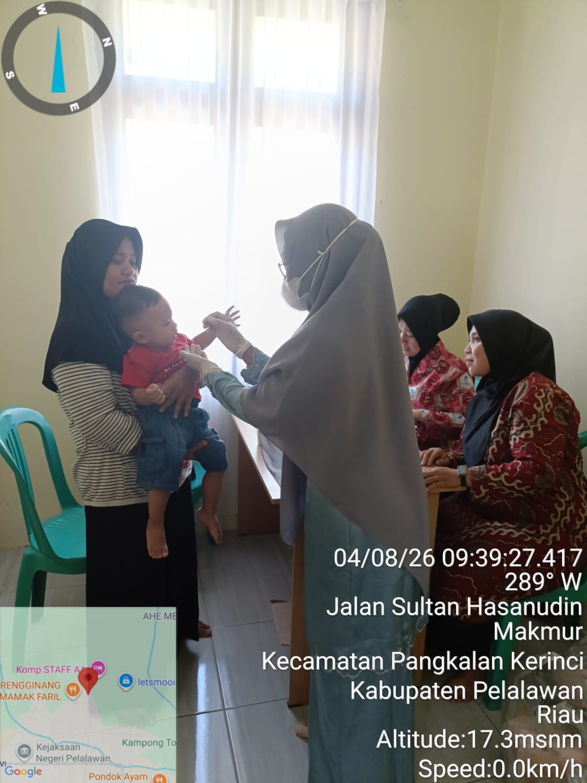 PEMBERIAN OBAT CACING POSYANDU ILP KEMALA DESA MAMKUR