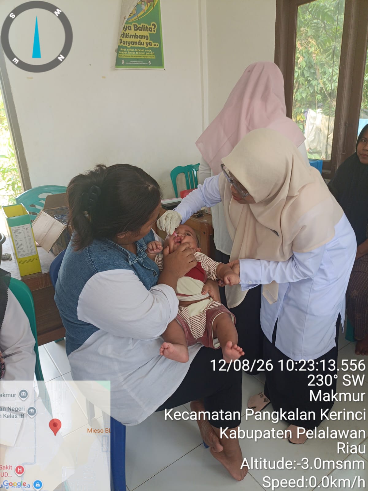 KEGIATAN IMUNISASI DIPOSYANDU GRAHA DESA MAKMUR