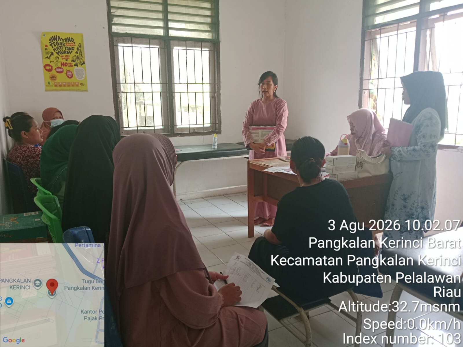 KELAS IBU HAMIL DIPOSYANDU ANGGREK