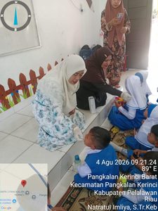 Read more about the article PEMBERIAN OBAT CACING DI TK ANAK MELAYU