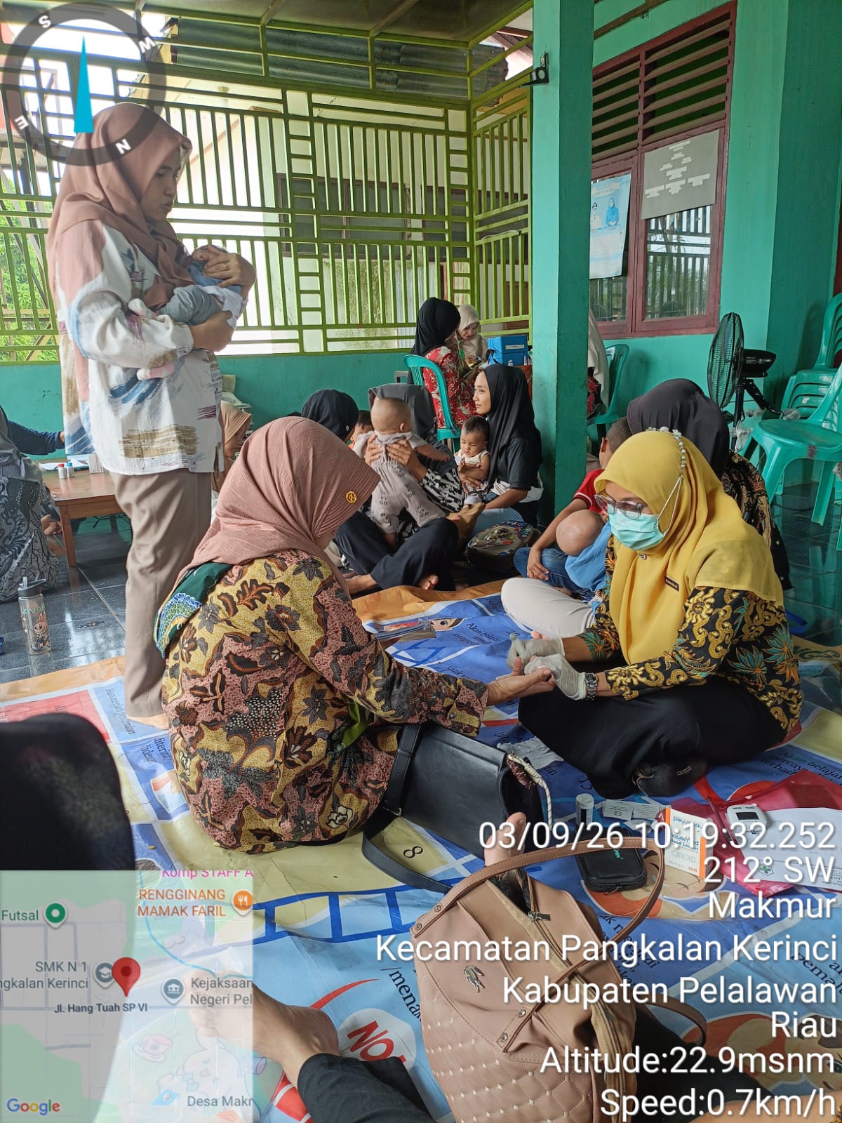 KEGIATAN PEMERIKSAAN PTM DI POSYANDU BUKIT HARAPAN DESA MAKMUR
