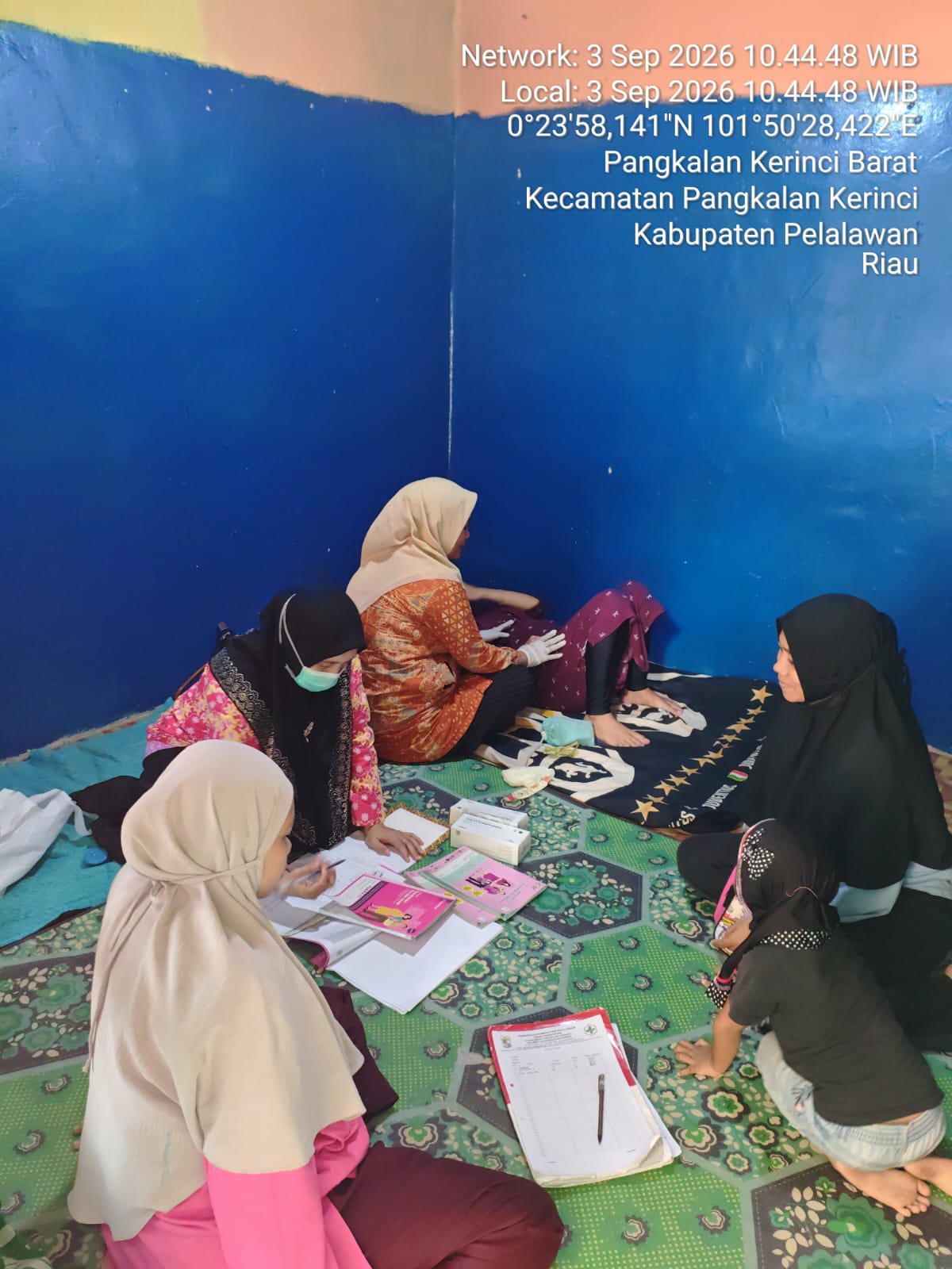 KEGIATAN PEMERIKSAAN IBU HAMIL DI POSYANDU HARAPAN BARU